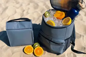 Koeltassen gemaakt van gerecyclede koelkasten - fridgebags