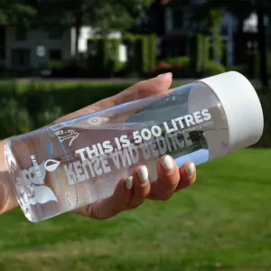 grote drinkfles water makkelijk