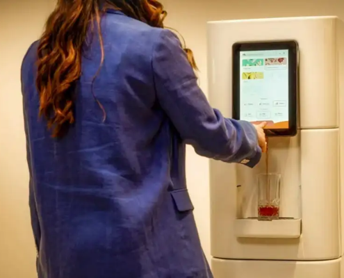 Kies je drankje: Retulp frisdrank automaat afvalvrij tappen met eigen fles of beker