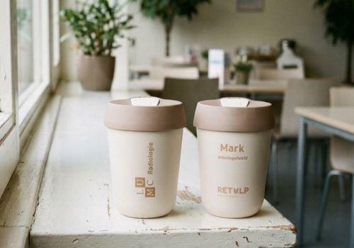 Retulp personeelsgeschenk zorg koffiebekers met naam